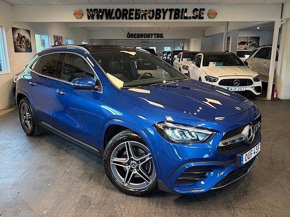 Mercedes-Benz GLA200 200 AMG Line Advanced Plus Pano Drag Värmare MOMS 163hk