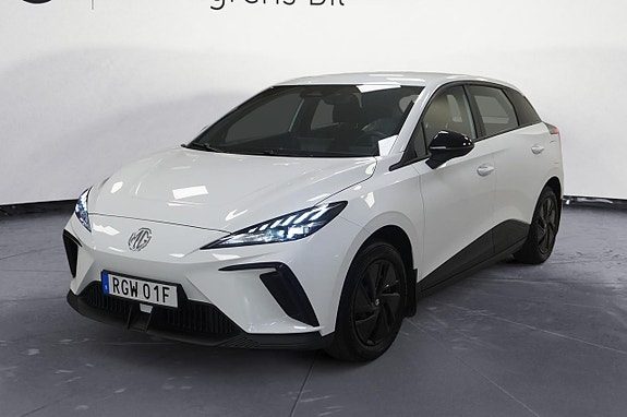 MG 4 51 kWh 170 hk CarPlay Android Auto Helljusassistans