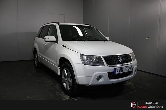 Suzuki Grand Vitara 5-dörrar 2.4 DOHC 16V VVT 4WD Keyless Motorvärmare