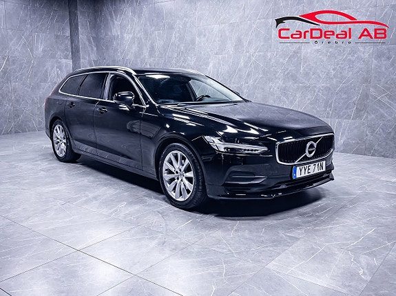 Volvo V90 D4 AWD Geartronic Momentum Värmare Halvskinn PDC VOC