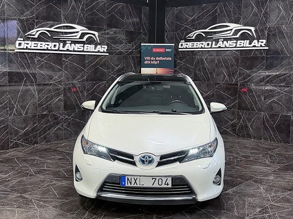 Toyota Auris Hybrid e-CVT Executive