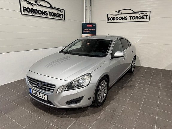 Volvo S60 2.0T Momentum Business Edition P-Senaorer