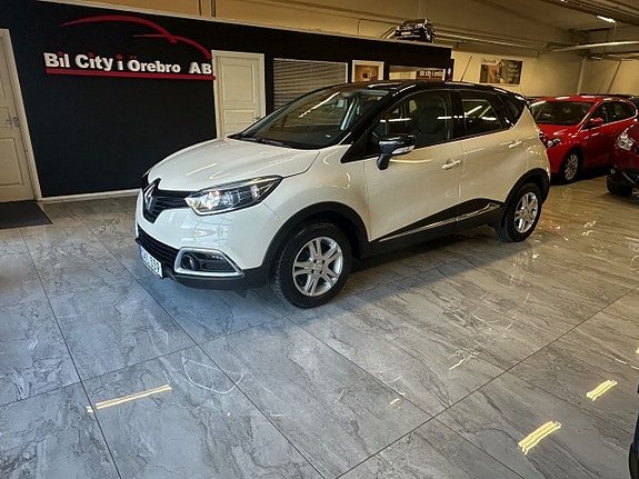 Renault Captur 0.9 TCe (90hk) / Låga Mil / Keyless / GPS / Drag / Nyse