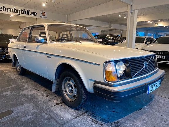 Volvo 242 9600 Mil En ägare Unik