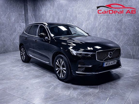 Volvo XC60 Recharge T6 AWD 350hk Core Bright Pano Läder Drag MOMS