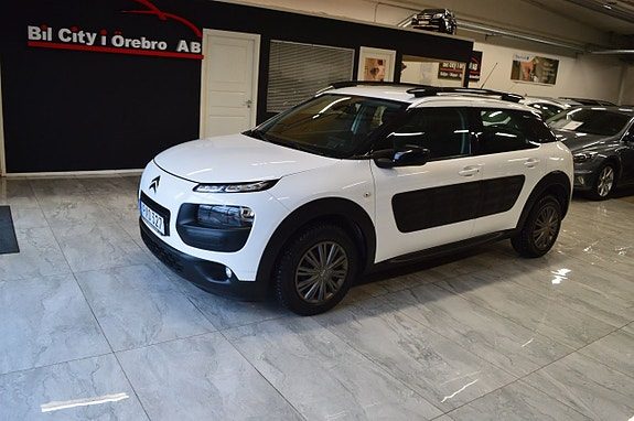 Citroën C4 Cactus 1.2 (82hk) PureTech / Låga Mil / Nyservad & Besiktad