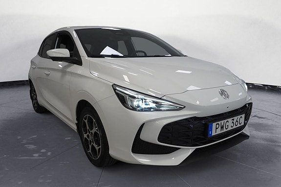 MG 3 Luxury HEV 1.5 Black 194 hk
