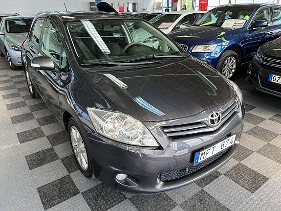 Toyota Auris 5-dörrar 1.6 Valvematic Plus