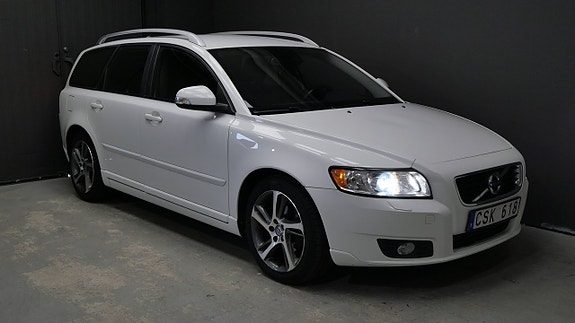 Volvo V50 D2 Momentum Dragkrok Värmare Skinnklädsel Kamrem Bytt