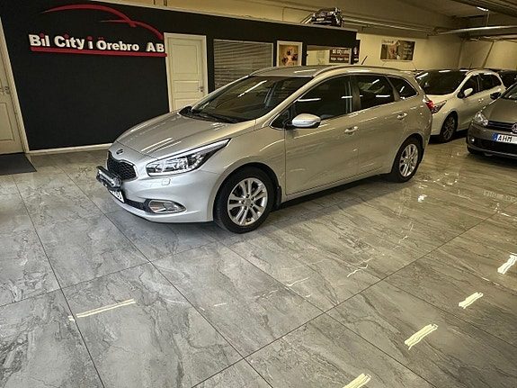 Kia Ceed 1.6 CRDi (128hk) EX Comfort / 2-Ägare / Dragkrok / M-Vä