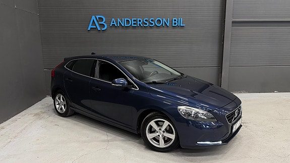 Volvo V40 T4 Momentum Kamera Keyless Blåtand Farthållare