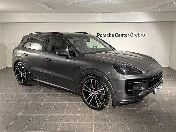 Porsche Cayenne E-Hybrid "Sommarkampanj 0% ränta"
