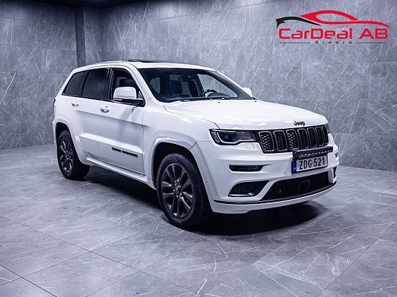 Jeep Grand Cherokee 3.6 V6 4WD Pano LED-ramp Ventilerade Kamera Navi Drag