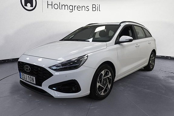 Hyundai i30 1.0 T-GDi MHEV Aut 100 hk Essential Förarassistanspaket