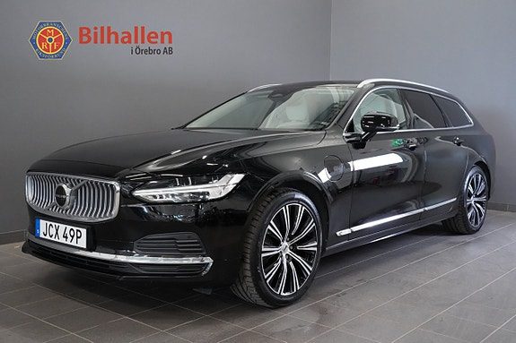 Volvo V90 Recharge T6 AWD Plus Bright Komfortstolar Läder Panora