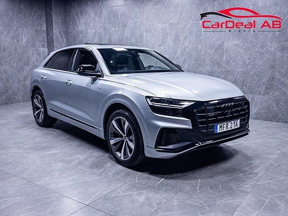 Audi Q8 50 TDI Quattro S-Line Luft Värmare Pano 360° Drag MOMS