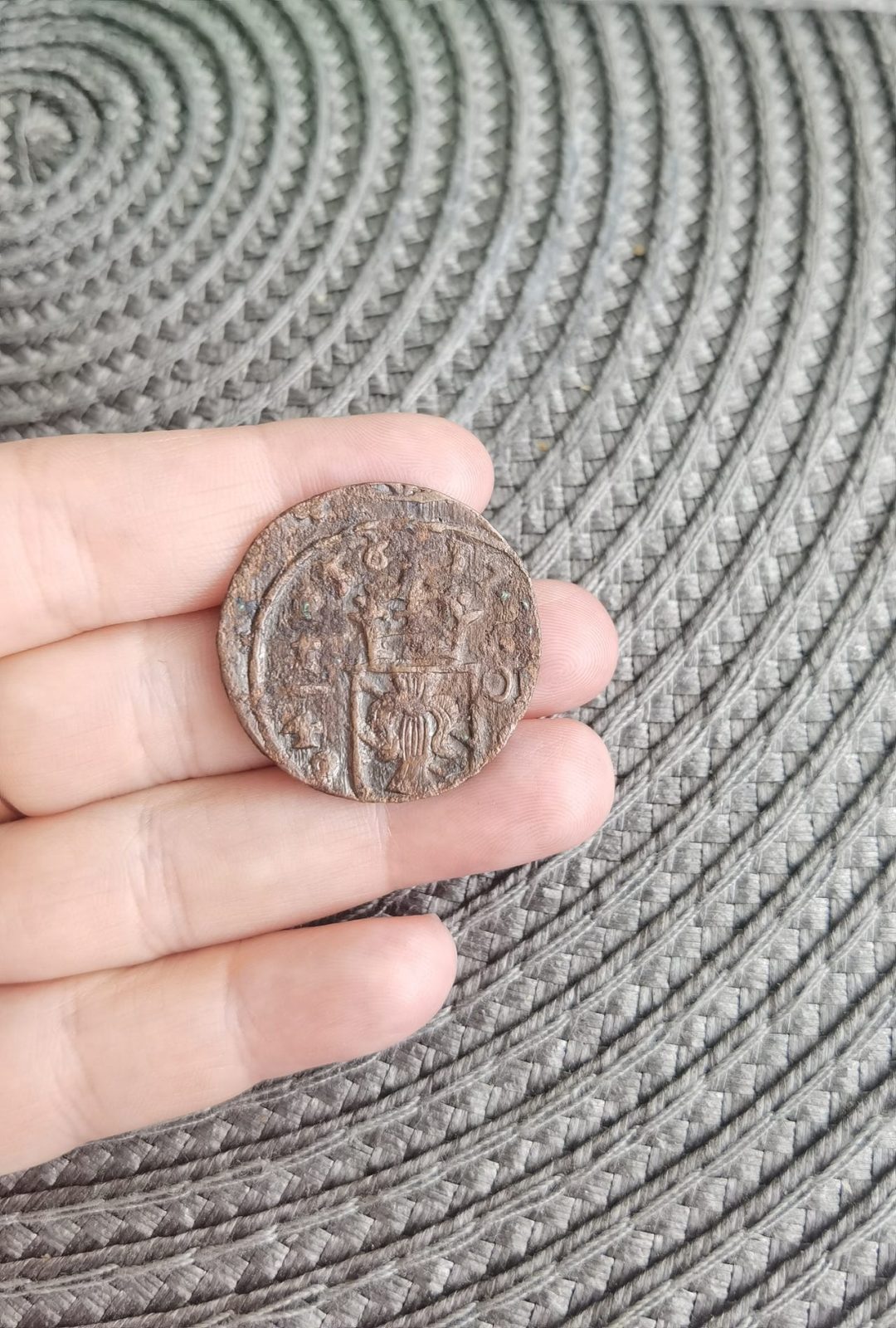 Gamla mynt 1637 år