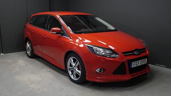 Ford Focus Kombi 1.0 EcoBoost Titanium Nybytt Kamrem Lågmil