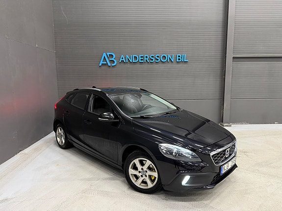 Volvo V40 Cross Country D2 Momentum Farthållare Blåtand Dragkrok
