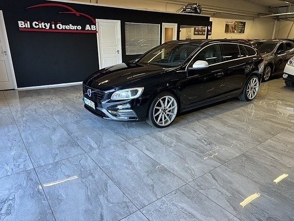 Volvo V60 D4 AWD Geartronic R-Design Business Edition / Nyservad