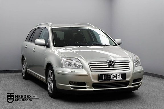 Toyota Avensis Kombi 2.4 D-4 VVT-i 163hk Automat Drag 2-ägare GDS-Bil