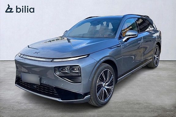 XPeng G9 PERFORMANCE I AWD I MASSAGE I DRAG I PANORAMA I 0 % RÄN
