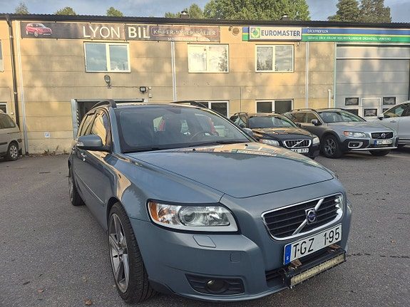 Volvo V50 1.8F Kinetic Euro 4 Nybesiktigad