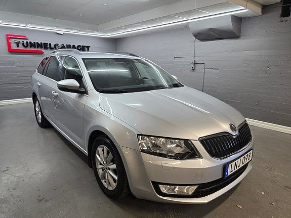 Skoda Octavia Kombi 1.4 TSI Ambition Euro 5 Nybesiktigad Drag-k