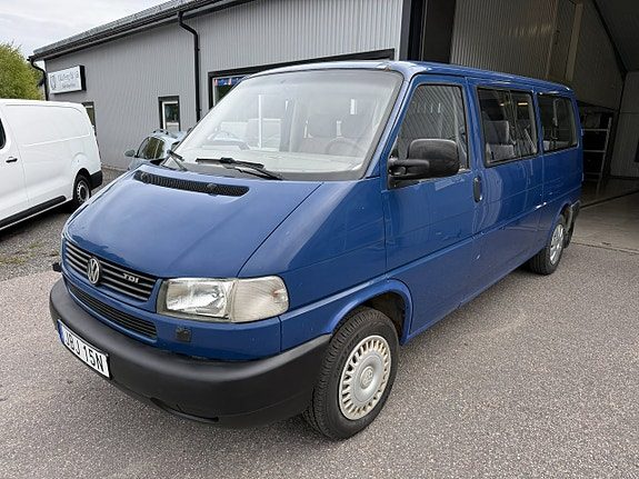 Volkswagen Caravelle 2.5 TDI Lång modellen 9 sits 1 ägare Ny bes
