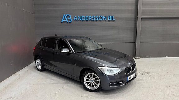BMW 118d 5-dörrars Sport line Blåtand LED ljus Sport stolar