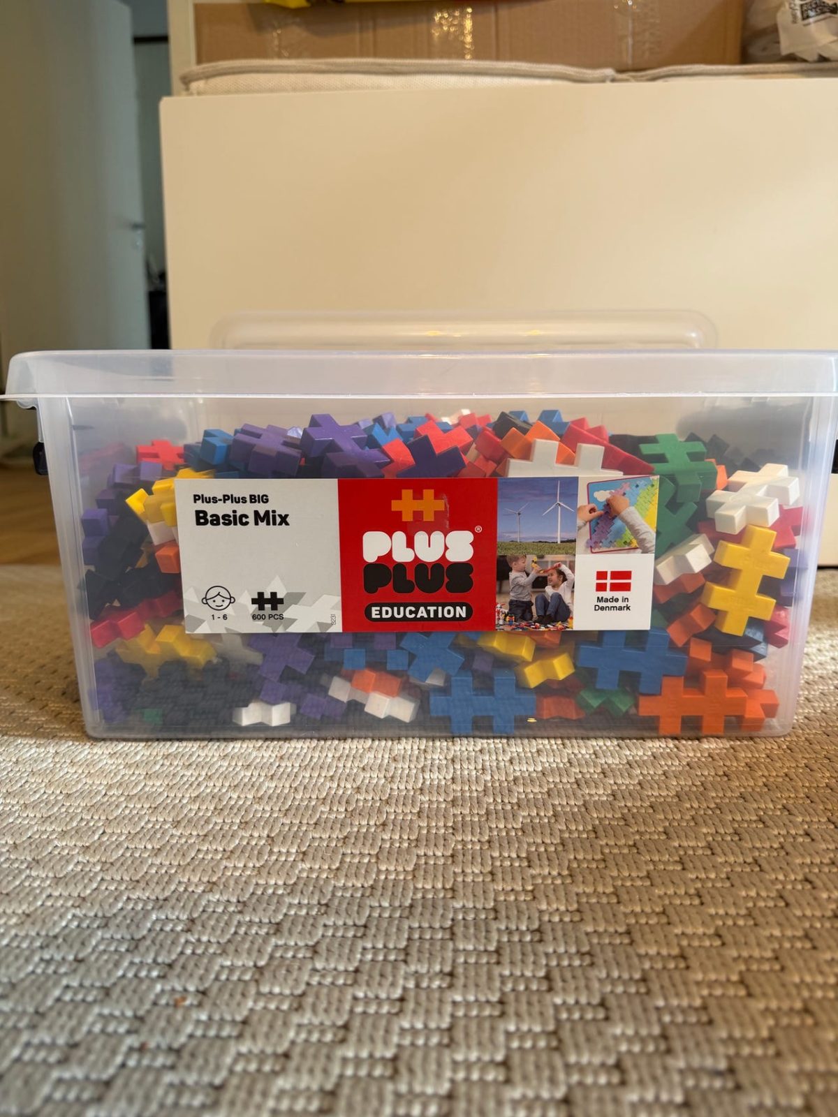 Plus Plus BIG Basic Mix byggbitar i förvaringslåda