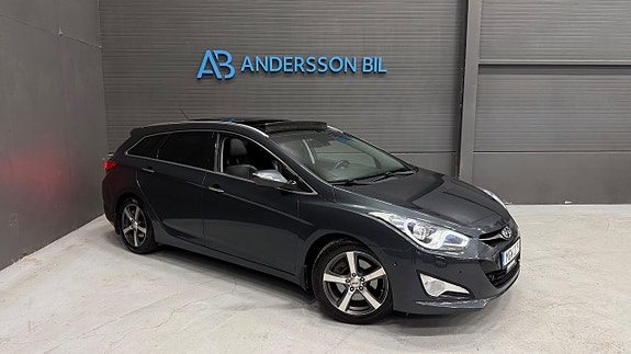 Hyundai i40 1.7 CRDi Business Panorama Navi Kamera Värmare Dragkrok