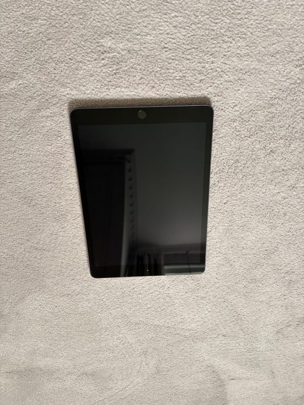 Apple iPad surfplatta 7e generationen 128 GB