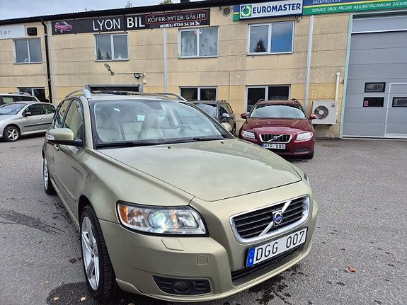 Volvo V50 1.8F Summum Euro 4 Besiktigad Drag nav taklucka