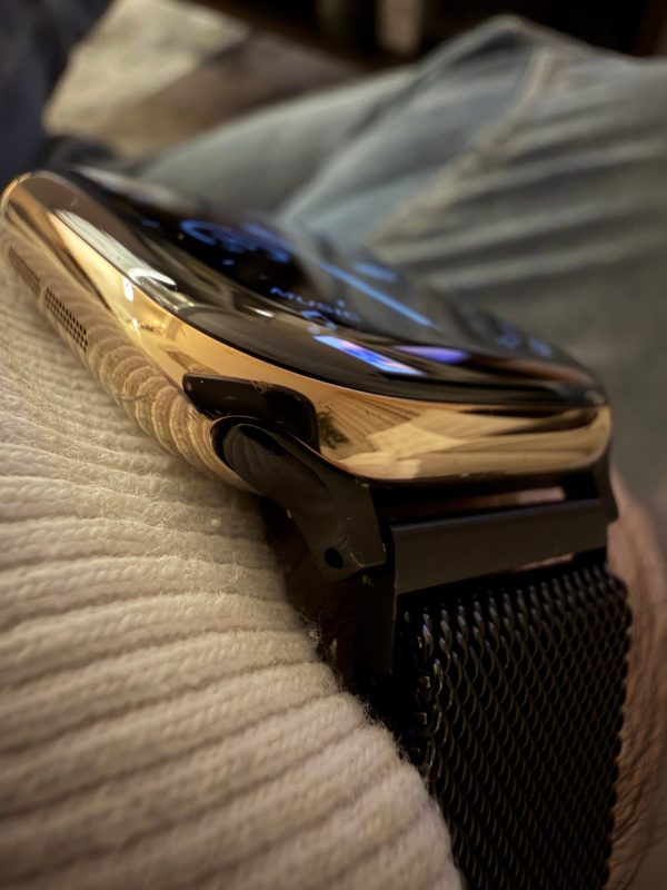 Apple Watch Series 10 GPS + Cellular 46mm titan guld