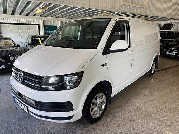 Volkswagen Transporter T30 2.0 TDI Lång 1 ägare Värmare Ny kamrem Ny bes Moms