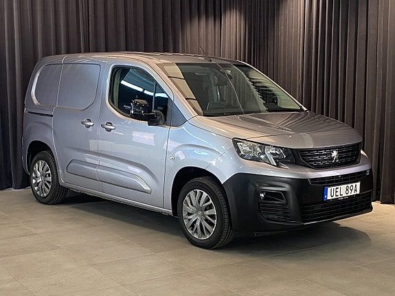 Peugeot Partner L1 / PRO+ / Drag & Värm / Moms