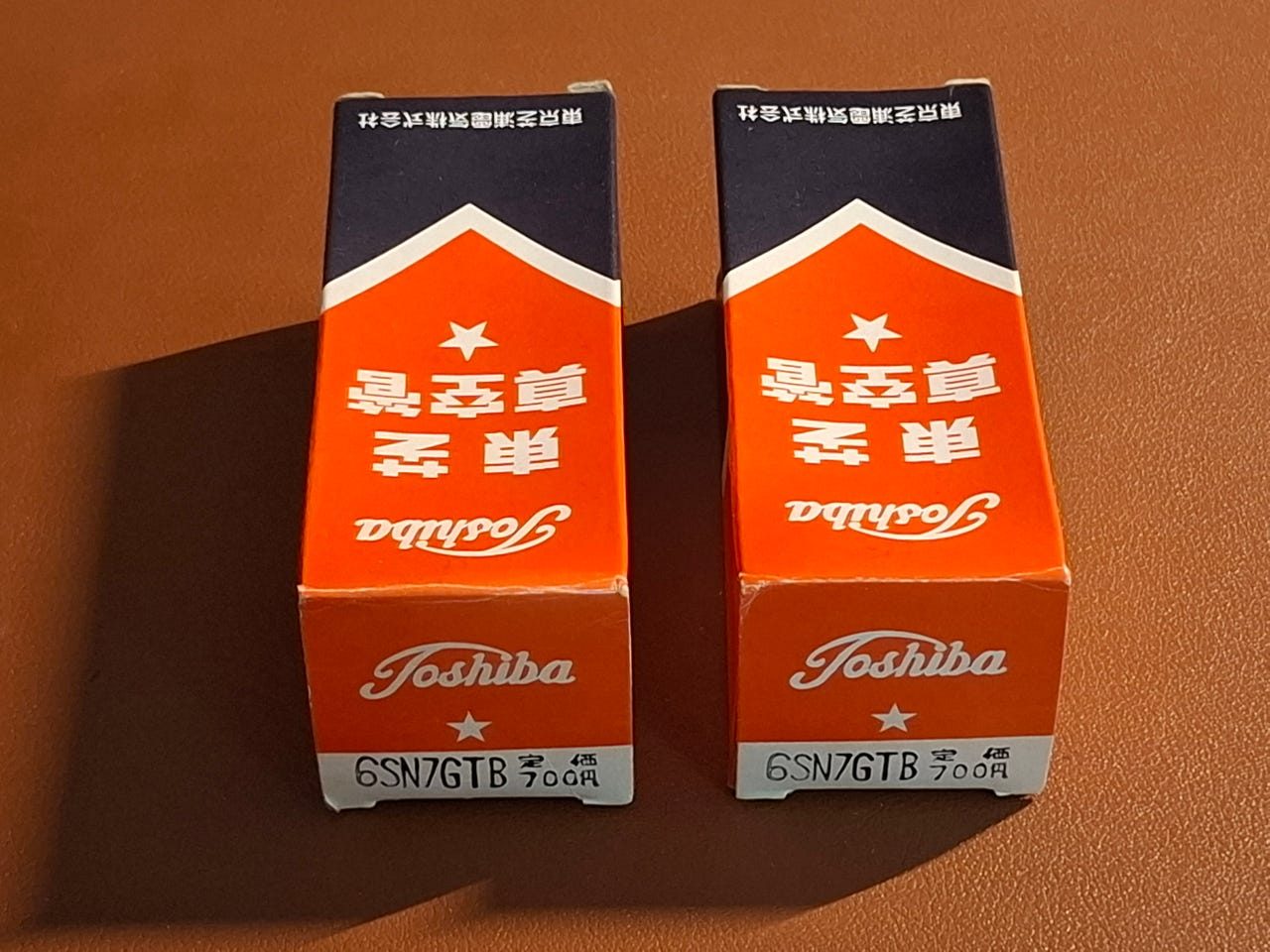 Toshiba 6SN7 GTB – Made in Japan – originalkartonger – NOS matcha