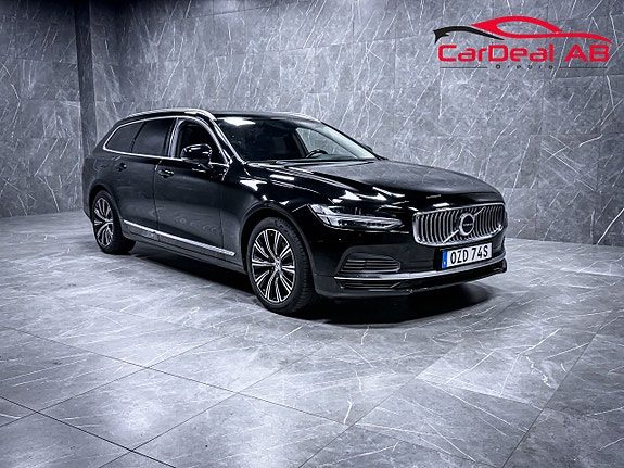 Volvo V90 Recharge T6 AWD Momentum Advanced Kamera CarPlay MOMS