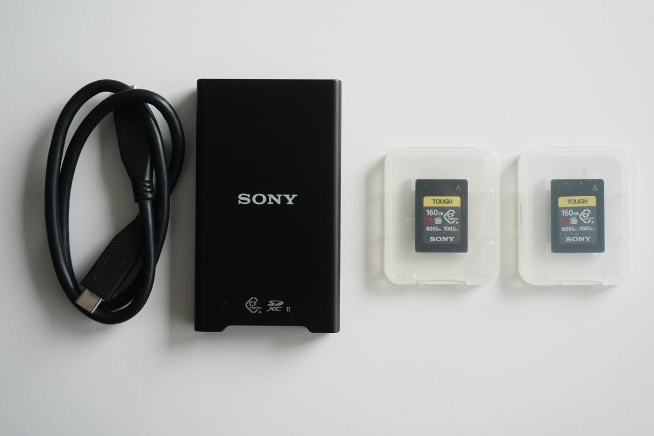 Sony CFexpress Type A 160GB x2 + Sony MRW-G2 kortläsare