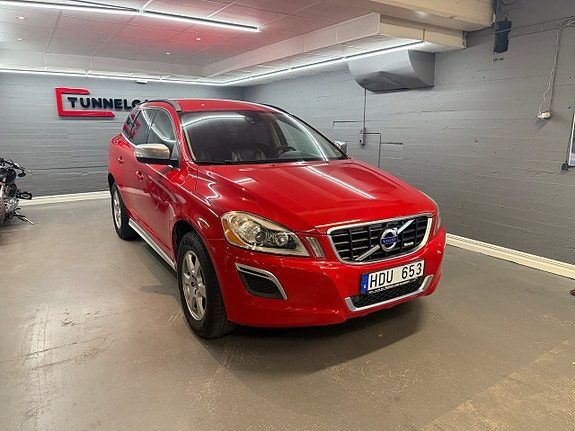 Volvo XC60 D5 AWD R-Design Dragkrok Ny Kamrem Ny servad