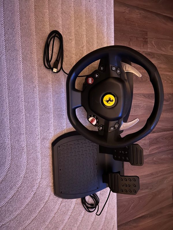 Ferrari racerratt med pedaler