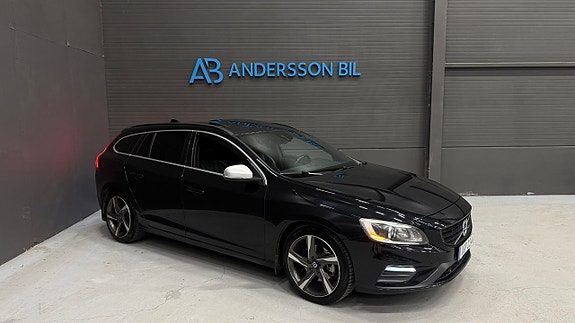 Volvo V60 D4 R-Design Taklucka Navigation Värmare Dragkrok