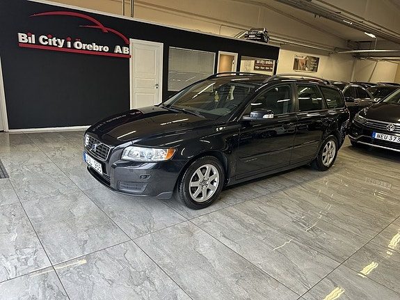 Volvo V50 1.8F 2-Ägare / M-Värmare / Nyservad & Ny Besiktad