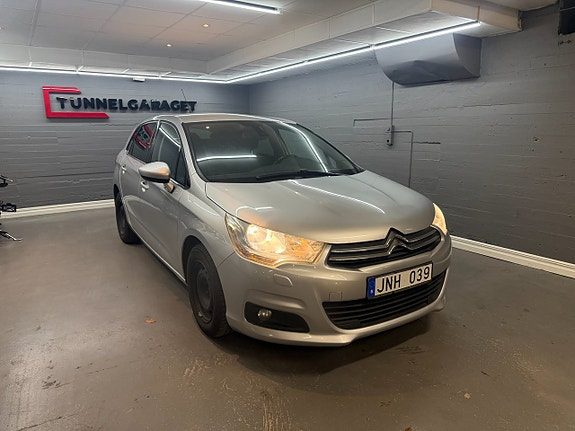 Citroen C4 1.6 HDi Nyservad Nybesiktigad