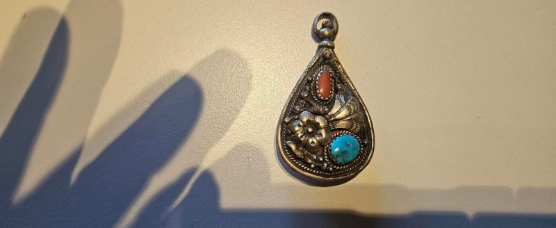Indianskt smycke – Vändbart hänge i Silver (Turkos & Korall)