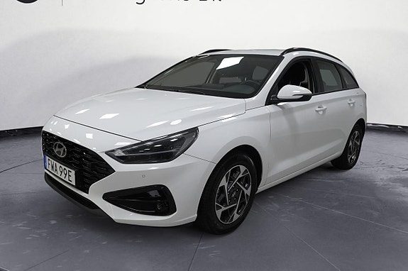 Hyundai i30 1.0 T-GDi 100 hk Aut MHEV Essential Förasspkt LED