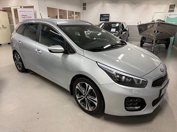 Kia Ceed cee'd sw 1.6 CRDi GT-Line Eu6 1 Ägare Nyservad SoV hjul