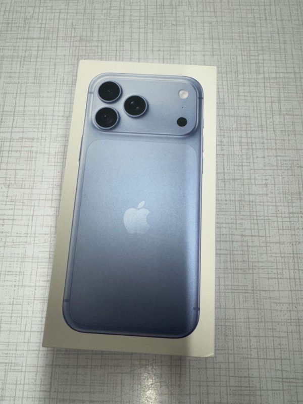 iPhone 18 Pro Max 256GB Glaciär