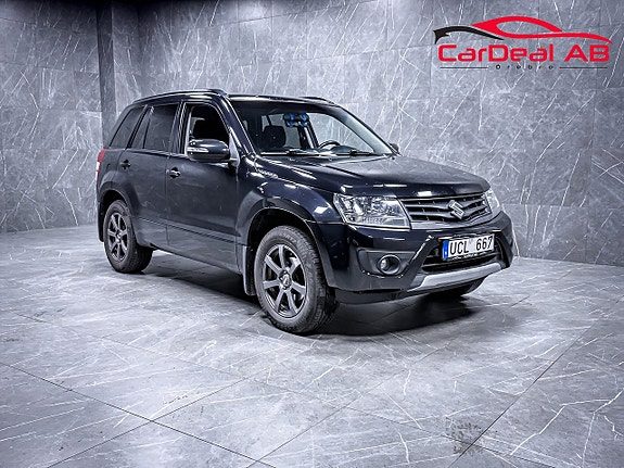 Suzuki Grand Vitara 2.4 DOHC 4WD 168hk Värmare Kamera Drag Keyless